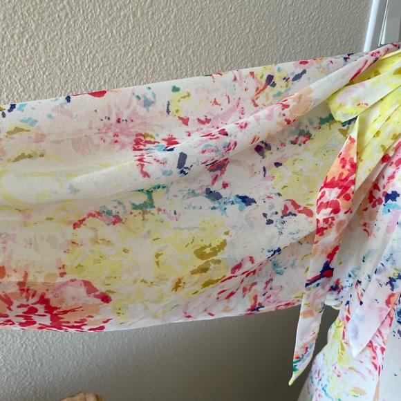 ❤️Colorful Sheer CAbi Blouse❤️ - Picture 5 of 6